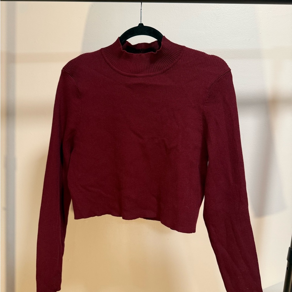 H&M Red Fitted Crop Long Sleeve Top